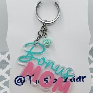 Bonus Mom keychain